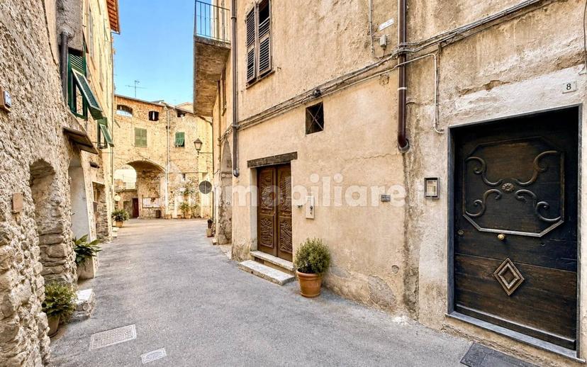 Bilocale via Dante Alighieri 15, Dolceacqua — foto 7 di 16
