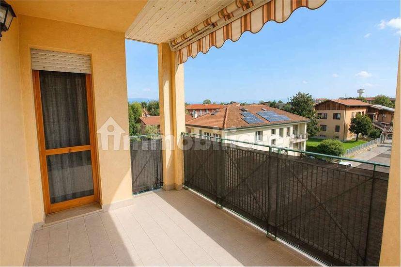 Quadrilocale via Vittorio Veneto, 3, Centro, Capriate San Gervasio — foto 2 di 15