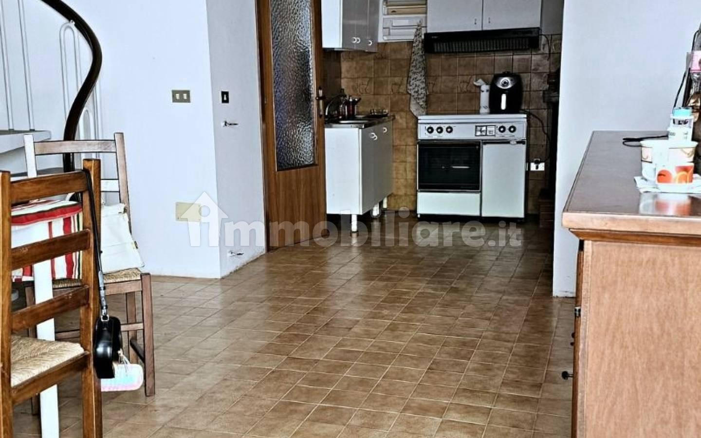 Terratetto plurifamiliare frazione Schiaviano 31, Schiaviano, Montorio al Vomano