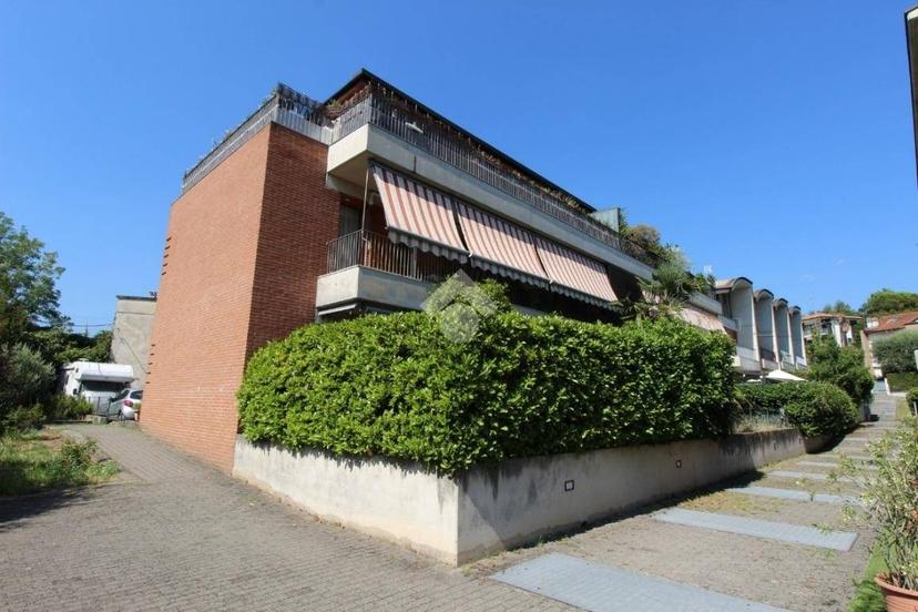 Trilocale via Grazia Deledda 27, Renate — foto 2 di 19