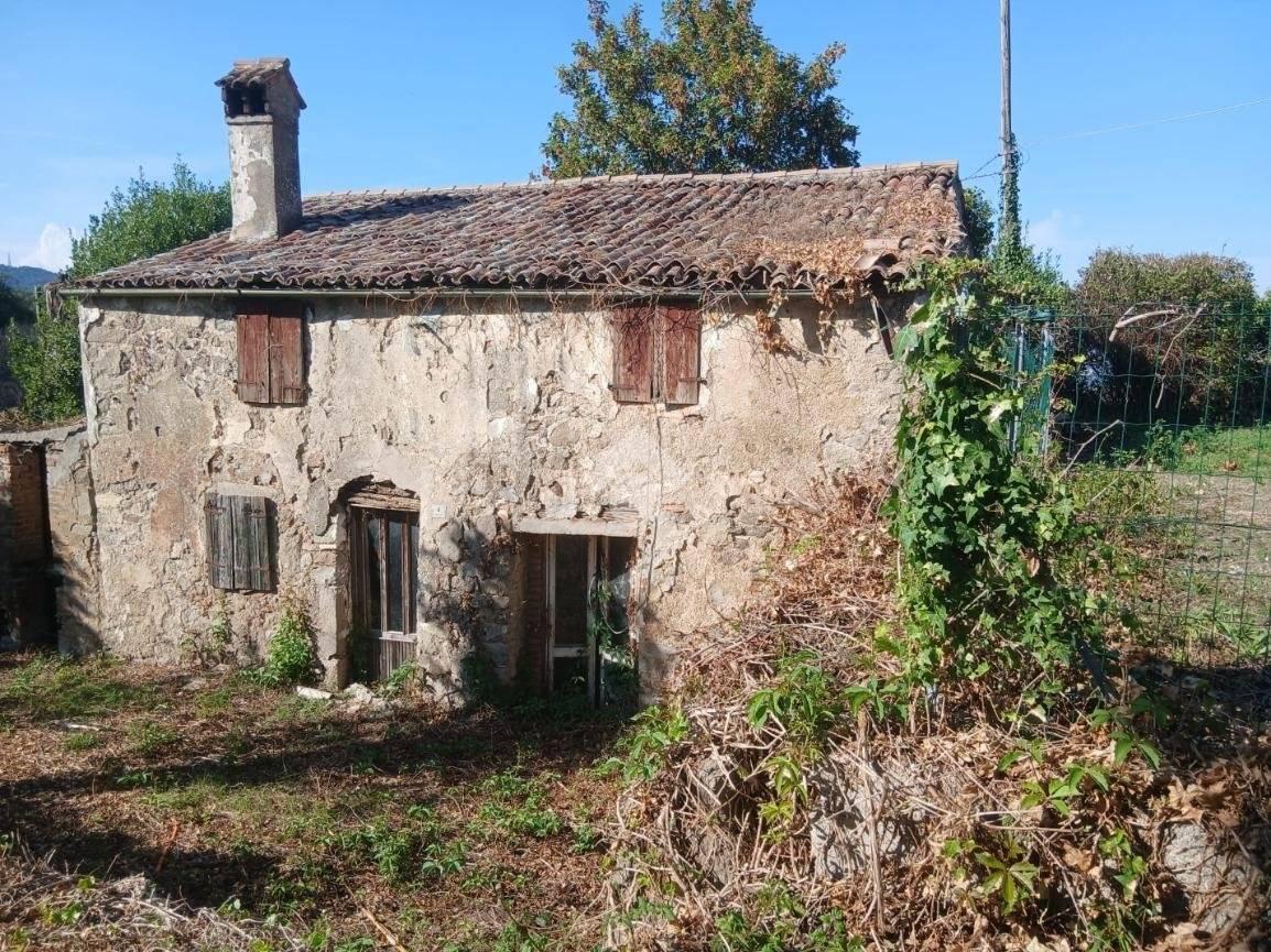 Rustico via Castelnuovo, Teolo