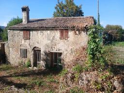 Rustico via Castelnuovo, Teolo