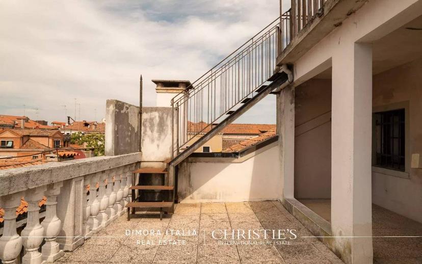 Appartamento buono stato, secondo piano, Santi Apostoli - San Canciano, Venezia — foto 4 di 25