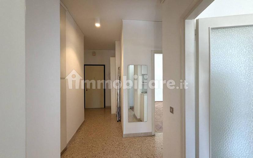 Bilocale via Montello, Viale Luzzatti, Treviso — foto 10 di 14