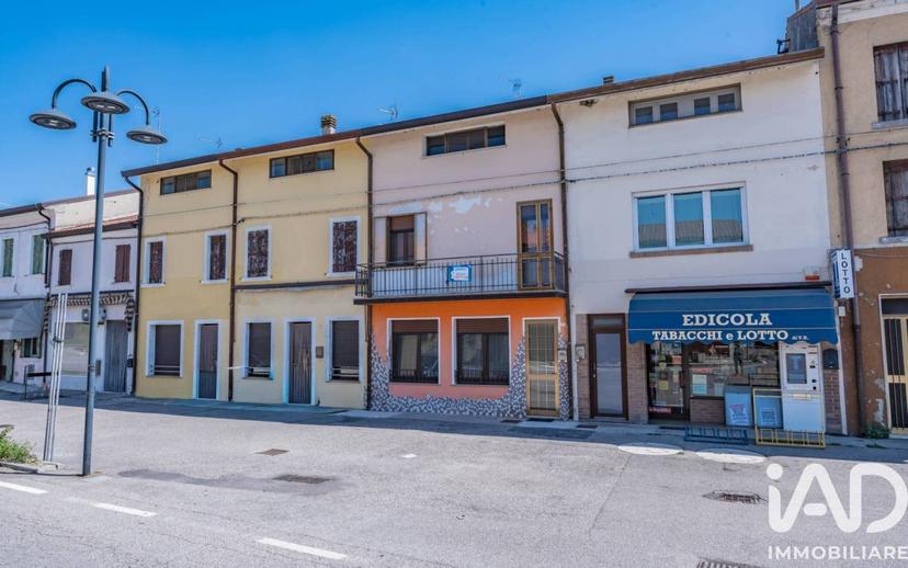 Terratetto unifamiliare via piazza Garibaldi, Ariano Ferrarese, Mesola — foto 2 di 74