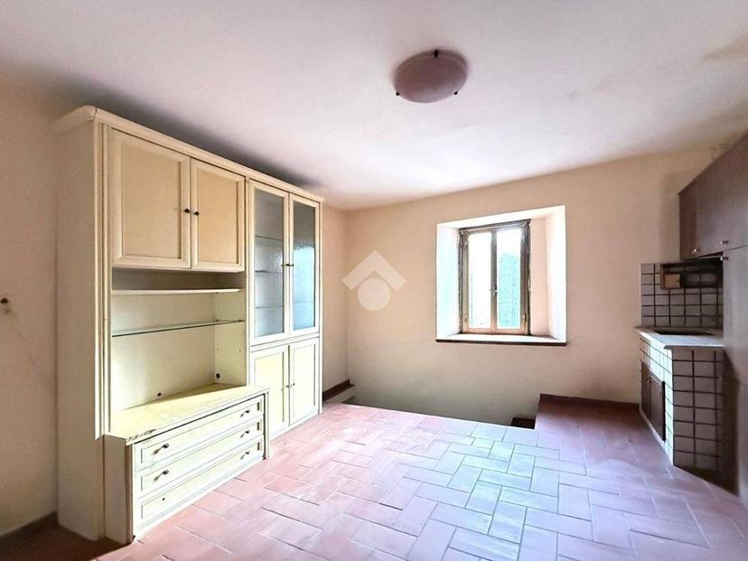 Quadrilocale via Umberto I, Centro, Sezze — foto 7 di 38