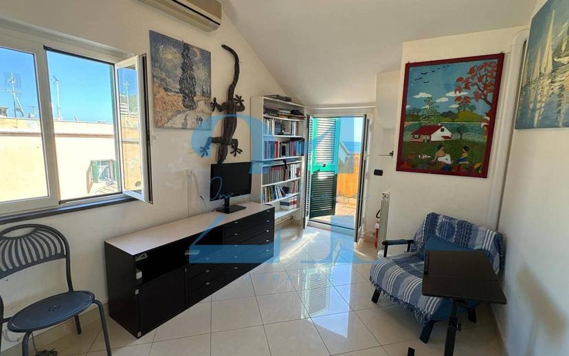 Appartamento piazza Sant'Ambrogio, Centro, Varazze — foto 10 di 27