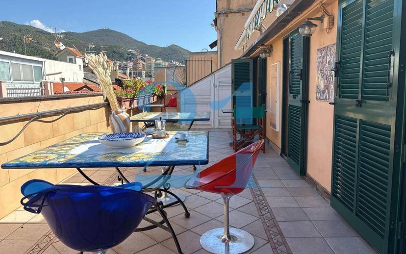 Appartamento piazza Sant'Ambrogio, Centro, Varazze — foto 21 di 27