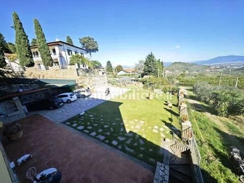 Appartamento via Vergheretana, 85, Centro, Carmignano
