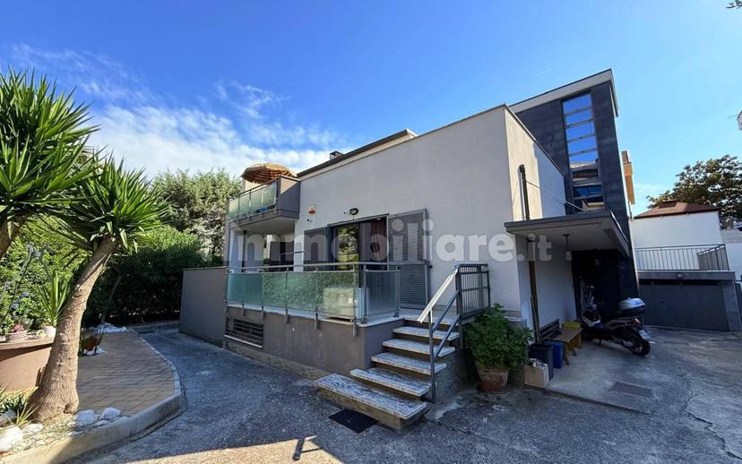 Villa unifamiliare, ottimo stato, 550 m², Ospedale, Pescara — foto 58 di 61