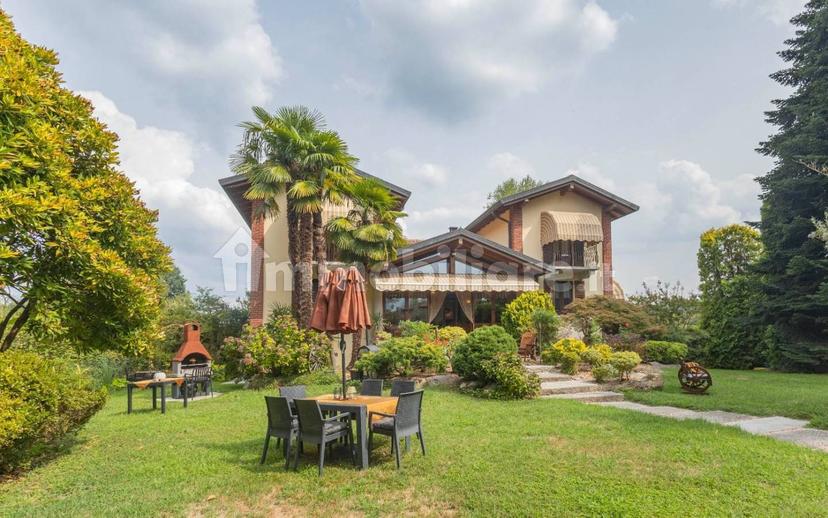 Villa unifamiliare via per Barza, 24, Barzola, Angera — foto 13 di 36