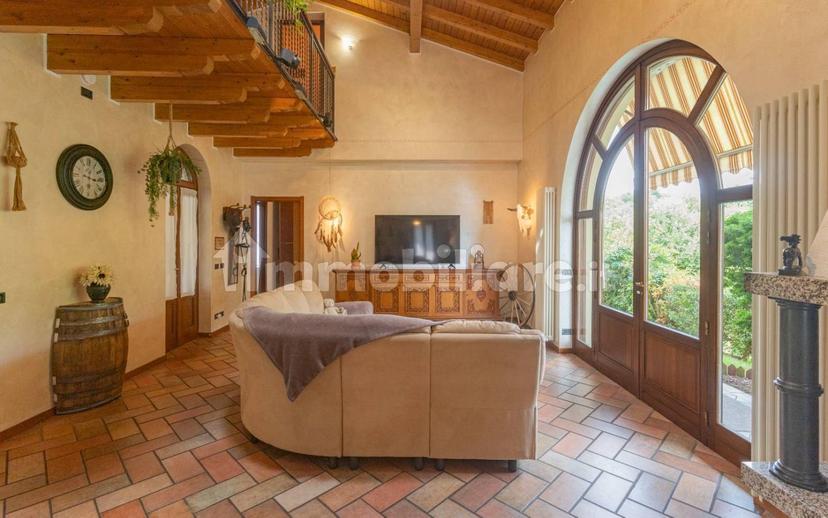 Villa unifamiliare via per Barza, 24, Barzola, Angera — foto 8 di 36