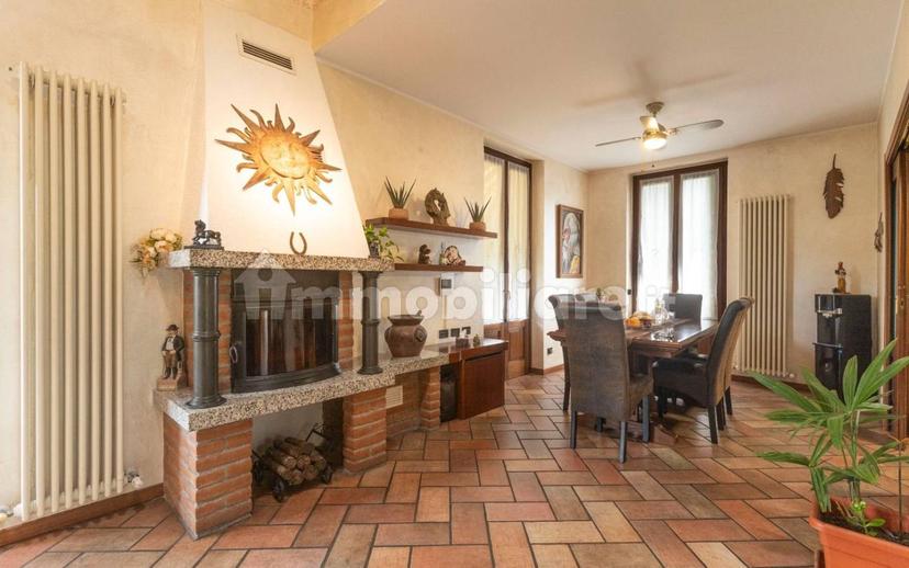 Villa unifamiliare via per Barza, 24, Barzola, Angera — foto 14 di 36