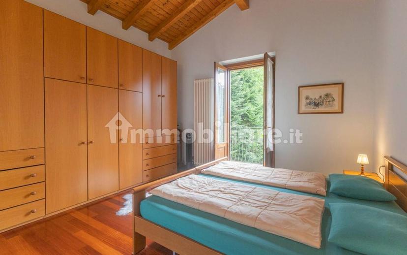 Villa unifamiliare via per Barza, 24, Barzola, Angera — foto 21 di 36
