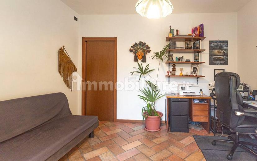 Villa unifamiliare via per Barza, 24, Barzola, Angera — foto 10 di 36