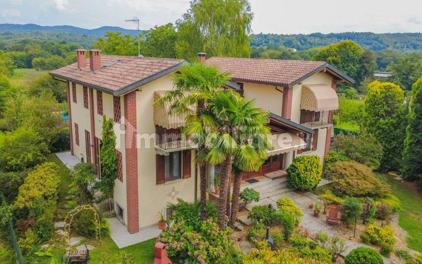 Villa unifamiliare via per Barza, 24, Barzola, Angera — foto 17 di 36