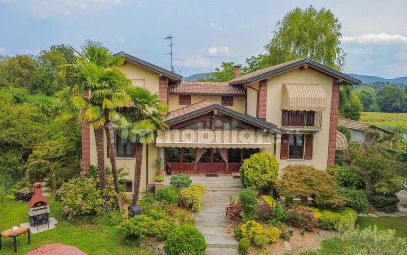 Villa unifamiliare via per Barza, 24, Barzola, Angera — foto 35 di 36