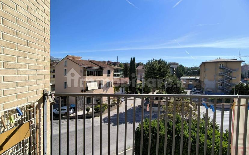 Trilocale via Angelo Colagrande 2, Torretta - Torrione, L'Aquila — foto 25 di 39
