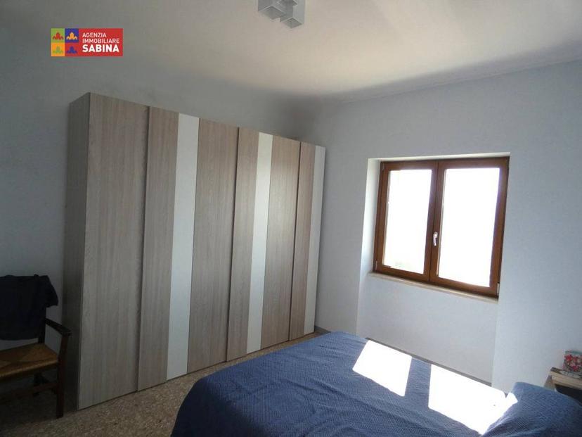 Appartamento in villa piazza Niccolò II 7, Montopoli In Sabina, Montopoli di Sabina — foto 17 di 33