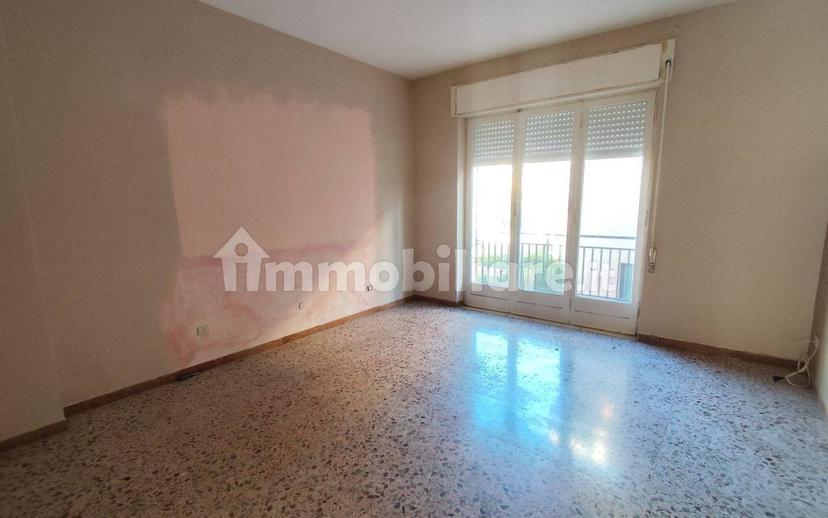 Quadrilocale piazza Santa Scolastica, Centro, Cassino — foto 12 di 13