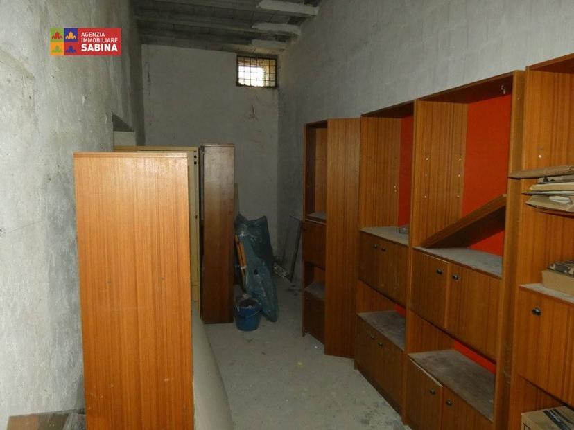 Appartamento in villa piazza Niccolò II 7, Montopoli In Sabina, Montopoli di Sabina — foto 29 di 33