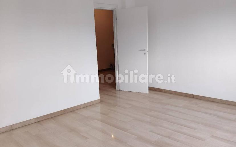 Trilocale piazza Antonio Gramsci 12, Centro, Valenza — foto 15 di 17