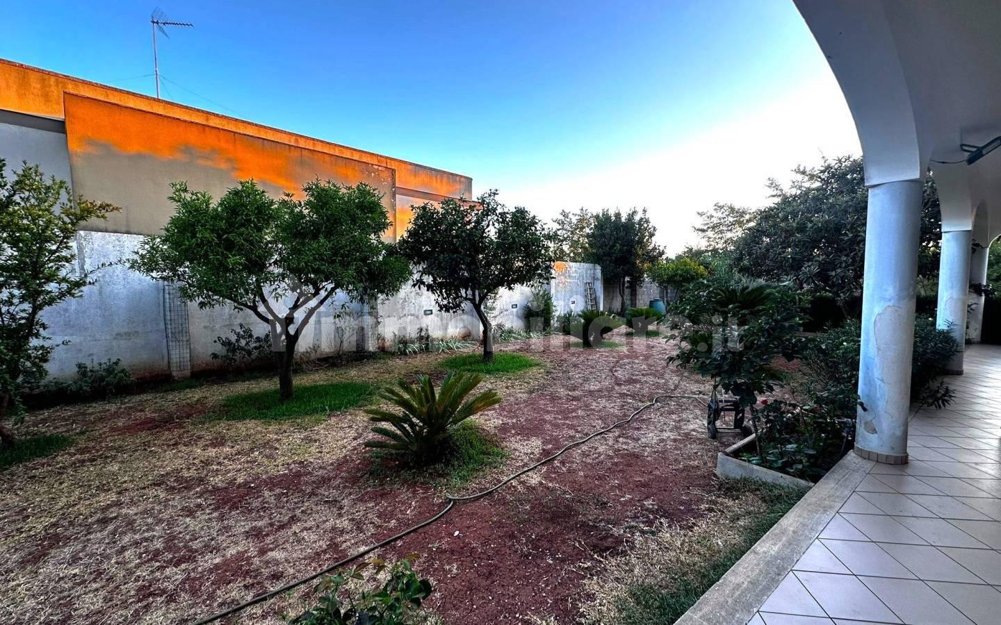 Villa unifamiliare via Malta 8, Sanarica