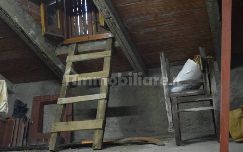 Terratetto unifamiliare via Storaia Nuova, Vernio — foto 39 di 54