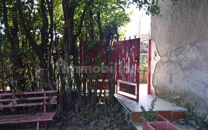 Terratetto unifamiliare via Storaia Nuova, Vernio — foto 14 di 54