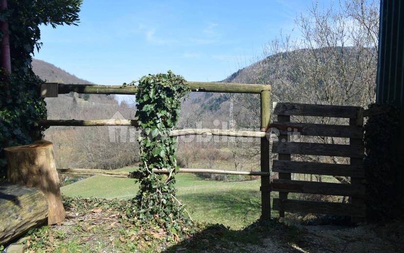Terratetto unifamiliare via Storaia Nuova, Vernio — foto 19 di 54
