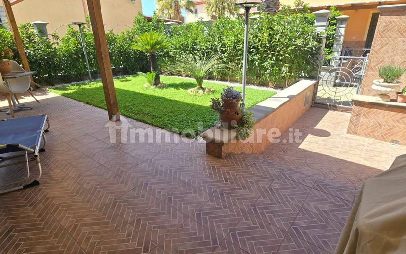 Appartamento in villa Contrada Zolfara, Corigliano-Rossano — foto 3 di 11