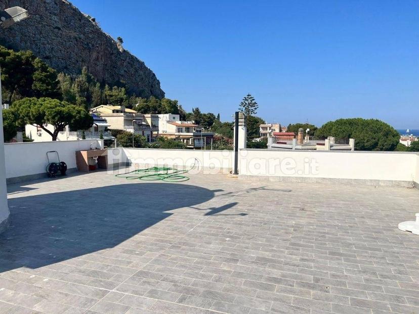 Villa unifamiliare via Pindaro 16, Mondello - Valdesi, Palermo