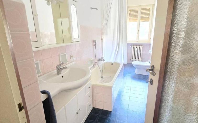 Quadrilocale buono stato, piano rialzato, San Paolo, Novara — foto 11 di 22