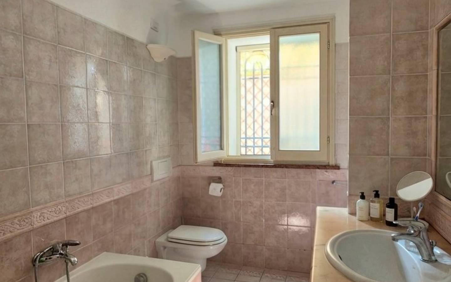 Quadrilocale viale Nazario Sauro, Marina Centro, Rimini