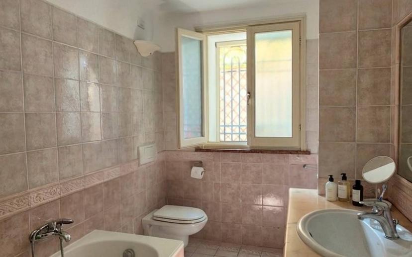 Quadrilocale viale Nazario Sauro, Marina Centro, Rimini