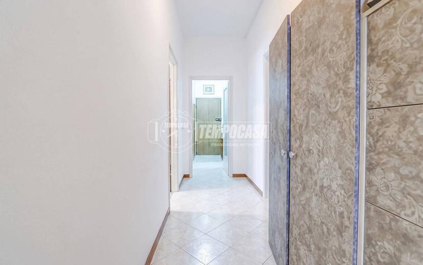 Quadrilocale via Antonio Locatelli 17, Centro, Somma Lombardo — foto 12 di 21
