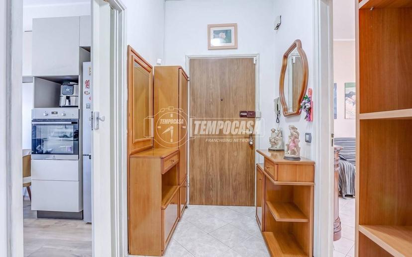 Quadrilocale via Antonio Locatelli 17, Centro, Somma Lombardo — foto 14 di 21