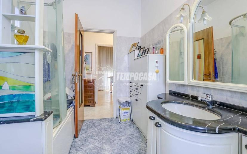 Quadrilocale via Antonio Locatelli 17, Centro, Somma Lombardo — foto 5 di 21