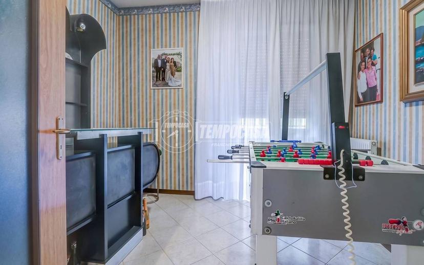 Quadrilocale via Antonio Locatelli 17, Centro, Somma Lombardo — foto 18 di 21