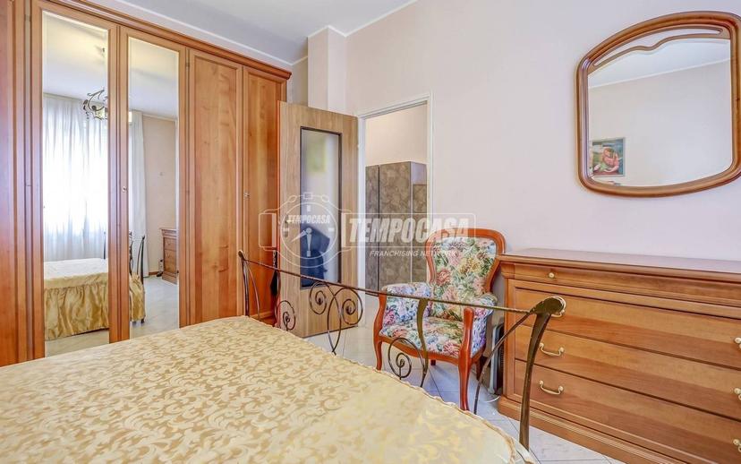 Quadrilocale via Antonio Locatelli 17, Centro, Somma Lombardo — foto 16 di 21