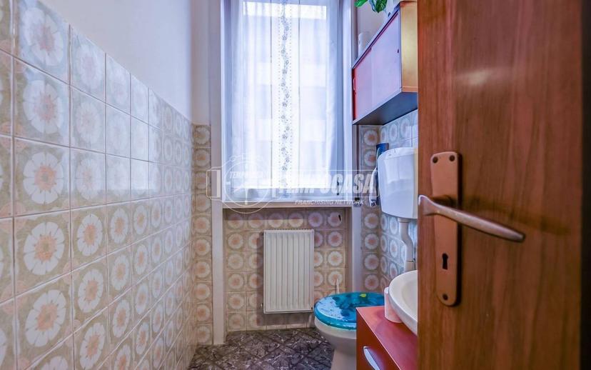 Quadrilocale via Antonio Locatelli 17, Centro, Somma Lombardo — foto 9 di 21