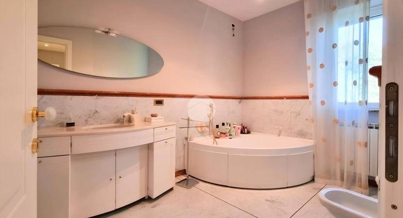 Villa unifamiliare Str. Zanni 56, Colle del Telegrafo - Colle Scorrano, Pescara — foto 20 di 42