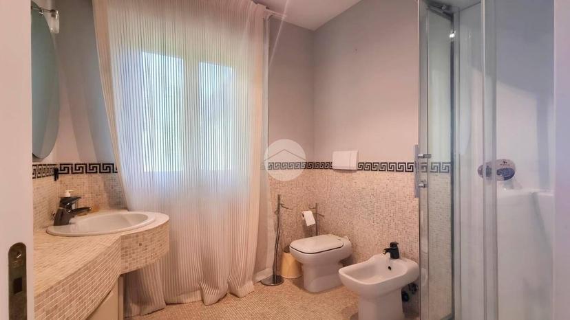Villa unifamiliare Str. Zanni 56, Colle del Telegrafo - Colle Scorrano, Pescara — foto 25 di 42