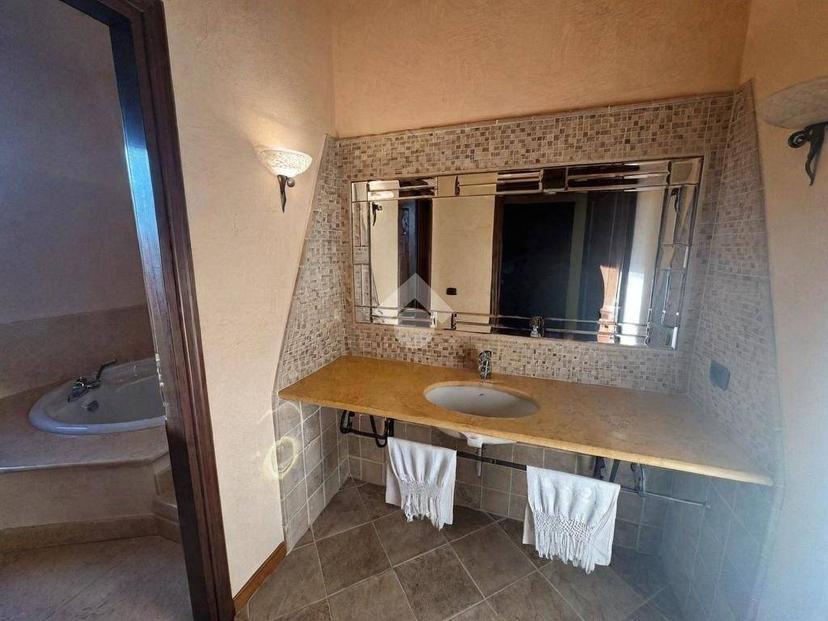 Villa unifamiliare via Circonvallazione, Centro, Monticelli d'Ongina — foto 17 di 36