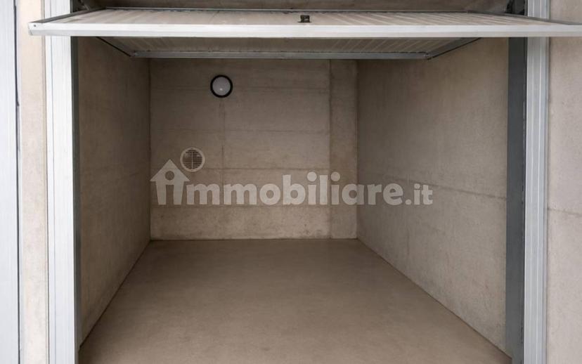 Trilocale via De' Medici, Centro, San Pellegrino Terme — foto 15 di 18