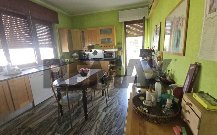 Villa unifamiliare, buono stato, 300 m², Centro, Broni — foto 33 di 58