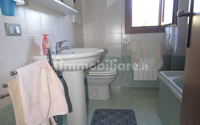Bilocale via Brigata Lupi di Toscana, Sant'Omobono Terme — foto 11 di 23