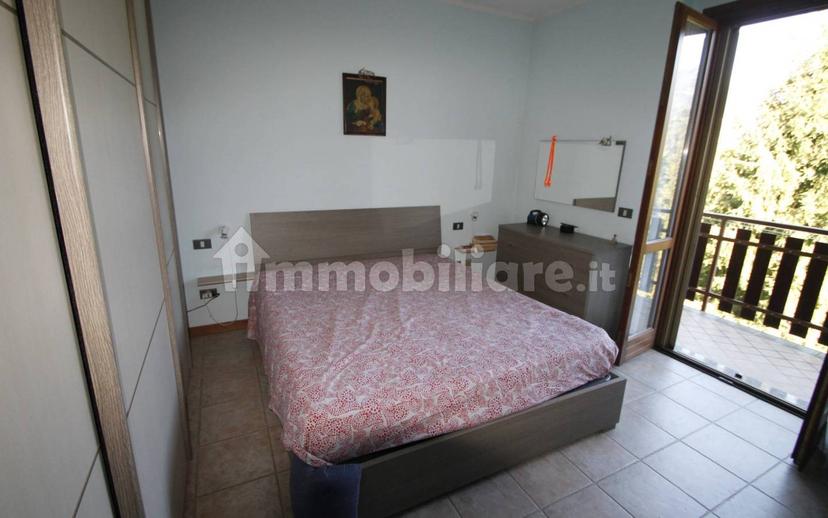 Bilocale via Brigata Lupi di Toscana, Sant'Omobono Terme — foto 3 di 23