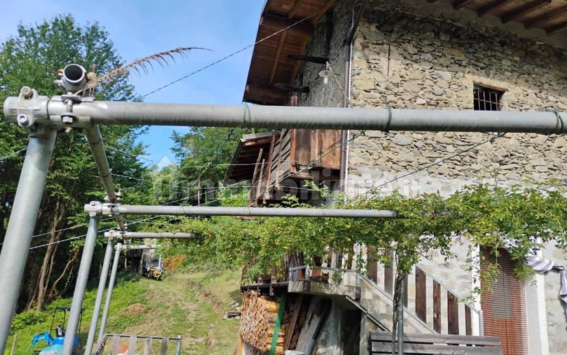 Terratetto unifamiliare via San Giovanni, Traona — foto 16 di 24