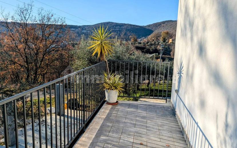 Appartamento in villa Contrada Salietto, Isernia — foto 10 di 56